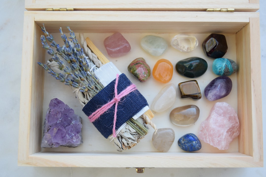 20 Pcs Premium Healthy Pregnancy and Childbirth Crystal Gift Set stones