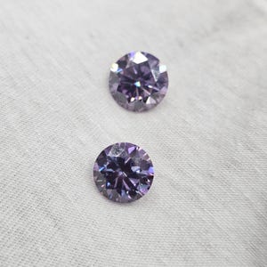Natural Purple Moissanite Gemstone: 10mm Round Cut, GRA Certified VVSD1 For Jewelry Making