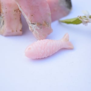Pink Opal Fish Charm: Carved Gemstone Pendant (28x10mm)