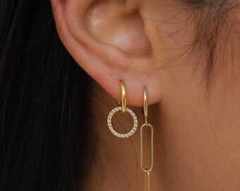 Double hoop earring with stunning zircons