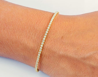 Dainty tennis bracelet adorned with brilliant zircon gems, Minimalist bracelet, Classic Diamond bracelet