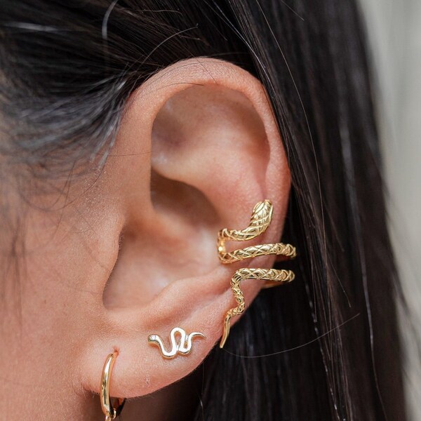 Serpent ear cuff, Conch ear cuff, Huggie ear cuff,  Dainty ear cuff, Snake ear cuff, Delicate ear cuff