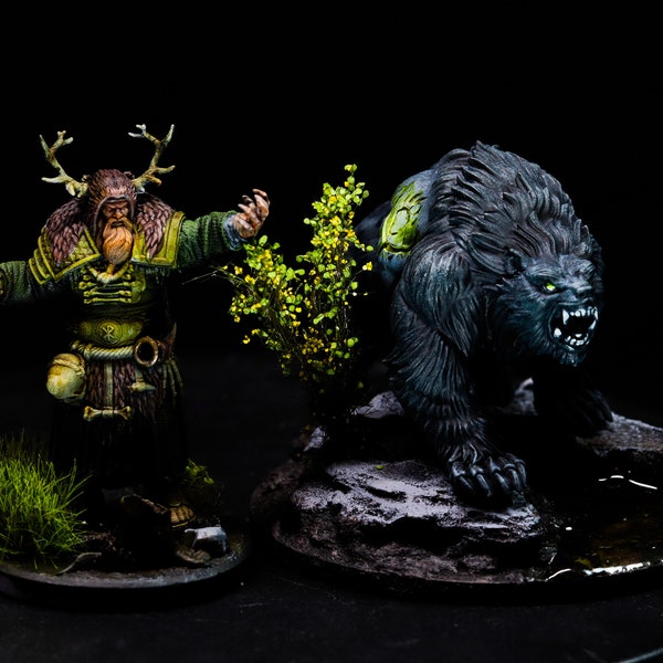 Mini druide humain D&D avec ours métamorphe | Donjons et dragons | Peinture à la main personnalisée | Miniatures peintes personnalisées imprimées en 3D