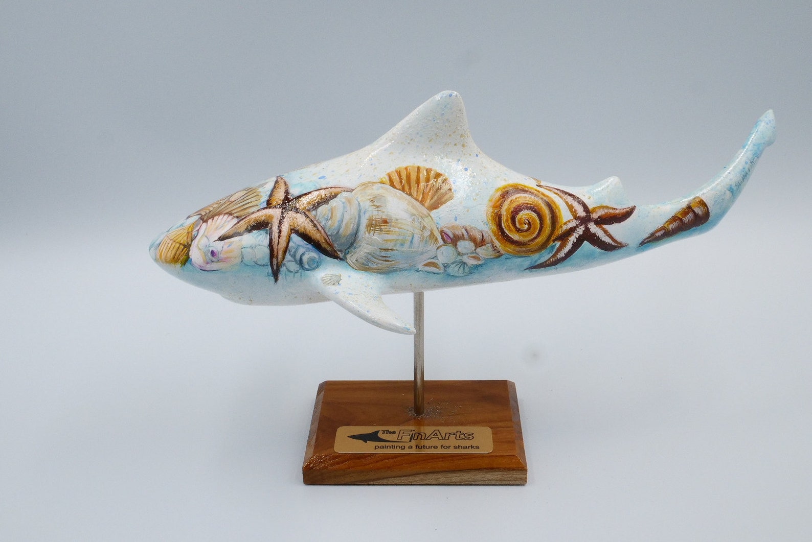 Kit Sculpture En Papier Requin - Bricolage Prédécoupé 3D - 85x39x35cm - Loisirs Créatifs Animaux Marins