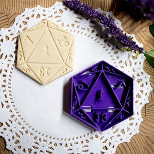 20 Sided Die - Natural 1 Cookie Cutter
