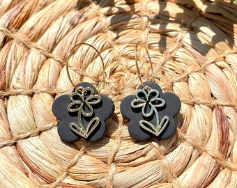 THE PEACE | black & gold hoops | gold flower earrings | hoop earrings | neutral earrings | simple hoop earrings | floral earrings