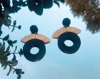 THE ROAD TRIP | black & gold earrings | handmade polymer clay earrings | neutral statement earrings | modern jewelry | fun dangle earrings