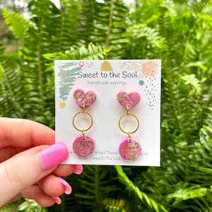 THE SWEETHEART | marbled pink & gold earrings | handmade polymer clay earrings | valentines earrings | colorful gold flake earrings
