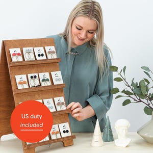 Houten kaartstandaard – wenskaarthouder, koffiekleurig rek met a-frame, markt- en winkeldisplay voor ansichtkaarten en prenten VAB-02-CF