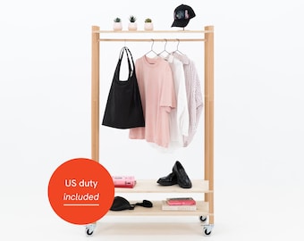 Perchero plegable de madera – Soporte portátil para ropa con estante