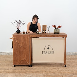 Set Vienna CF : comptoir et table portables - support de caisse couleur café, table de dégustation, présentoir d'événement