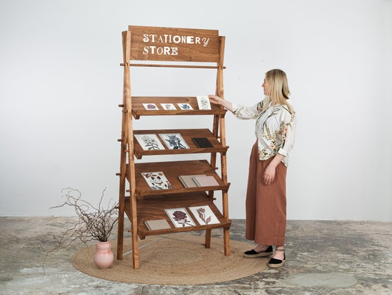 Display Shelving VS 07 CF With Slanted Shelves for Shops and Fairs