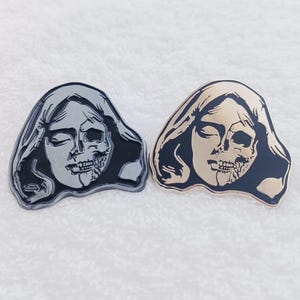 Vanitas Life & Death Pin