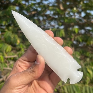 White Jade Arrowhead - Healing Crystal for Meditation, Protection & Emotional Healing - Natural Energy Stone