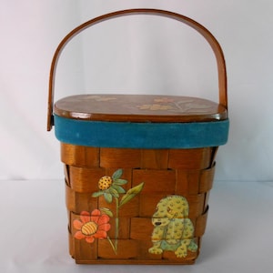 Torebka pleciona z koszykiem Vintage Putney Basketville Decoupage Kot Pies Stokrotka Motyw Aksamitny Uchwyt Torebka Przechowywanie Dekoracja