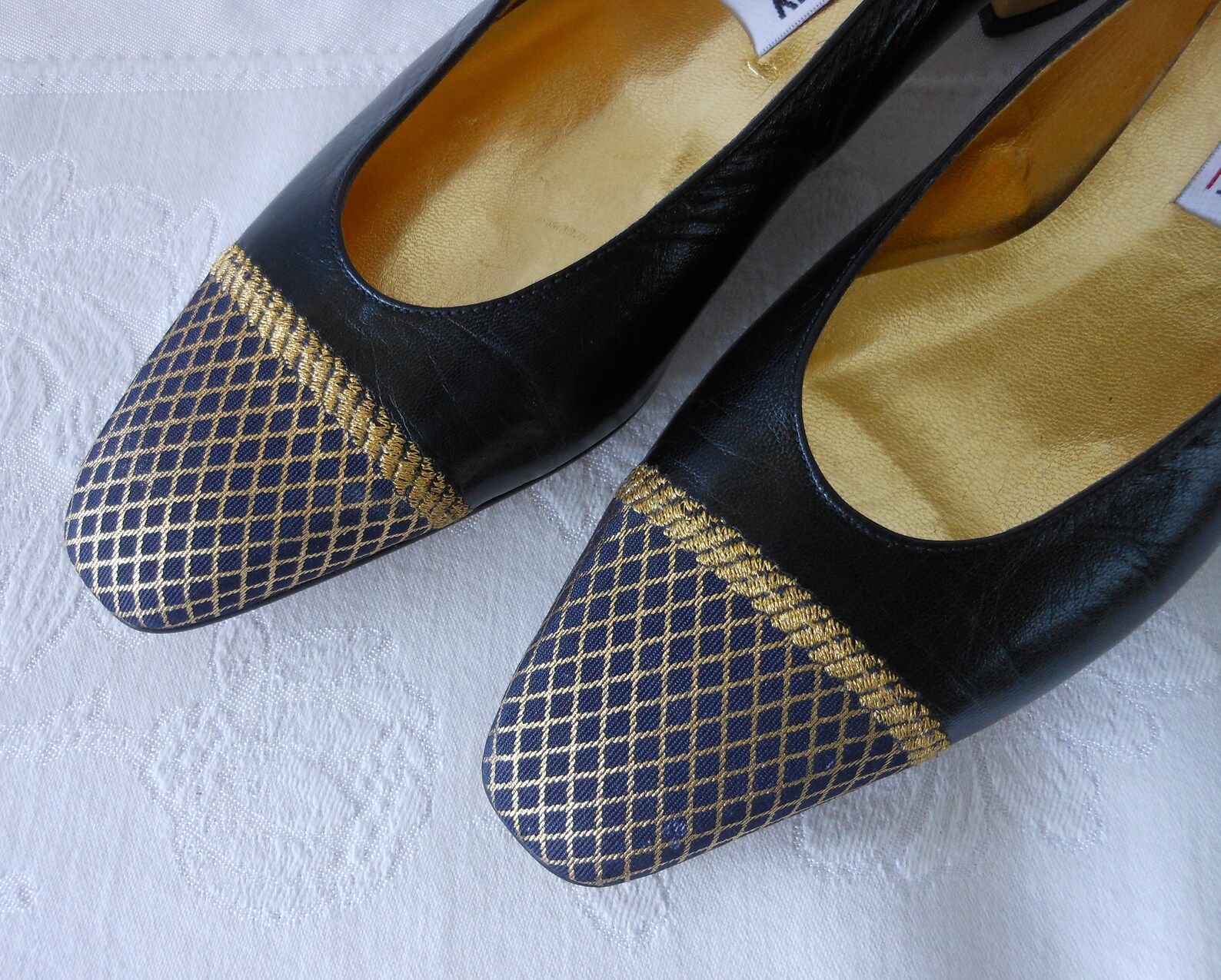 Vintage Low Heel Spectator Pumps Size 9A Size 9N Navy Leather Etsy