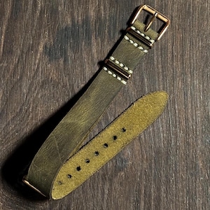 rustic greeen leather nato strap