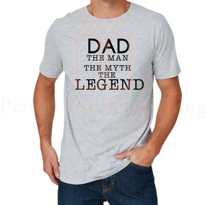 パーソナライズされた名前、男、神話、伝説のメンズTシャツ