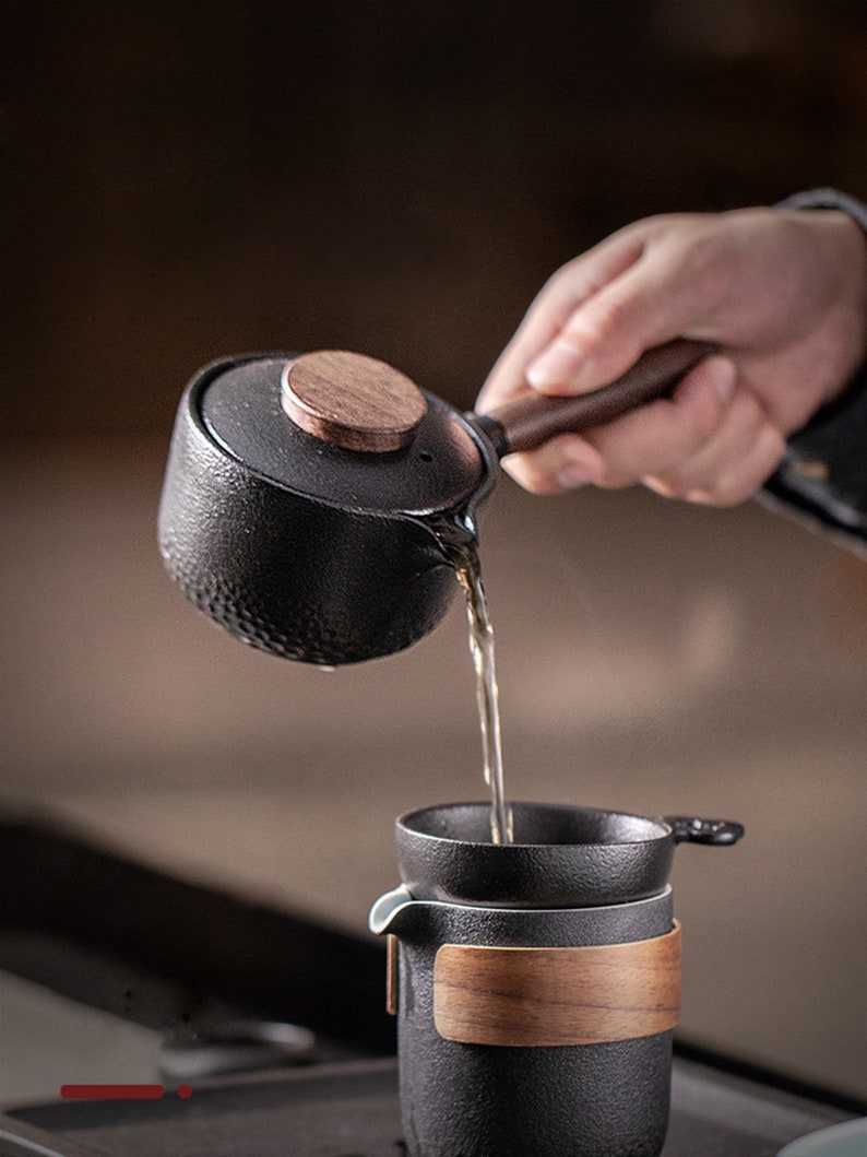 ChinaTeaGift Théière en céramique avec poignée en bois Black Tea Pot image 2