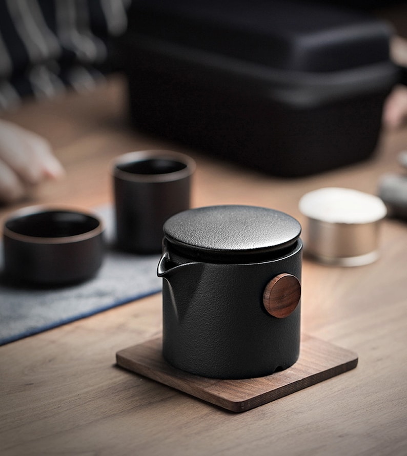 Portable Ceramic Travel Tea Set With Teapot, 3 Cups, and Carrying Case ...