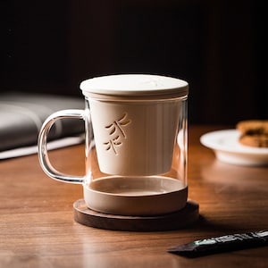 Glass Tea Cup with Ceramic Infuser and Lid, 320ml Tea Separation Mug with Dragonfly Cut-Out Design