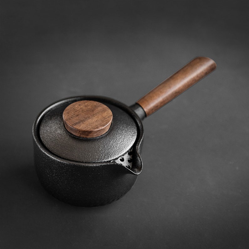 ChinaTeaGift Théière en céramique avec poignée en bois Black Tea Pot image 1