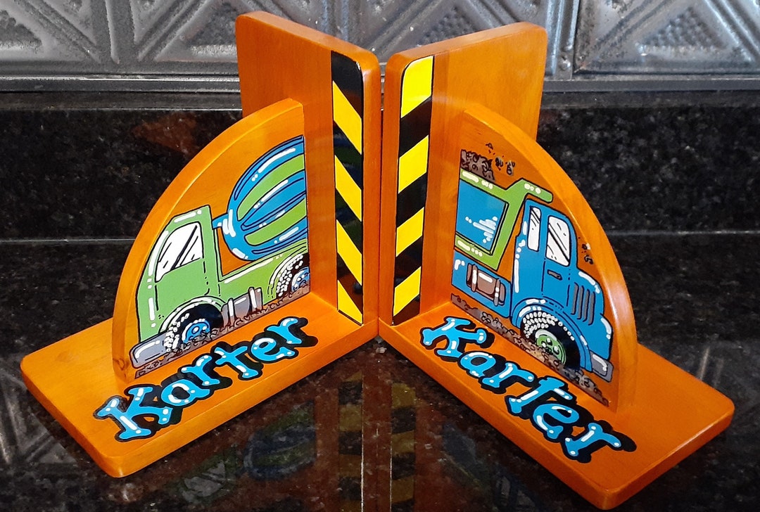 Personalized Wooden Bookends,heart Shaped Bookends, Honey Wood Quarter