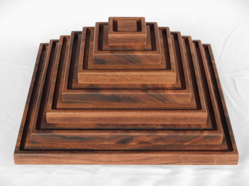 Coin Rack Pyramid Walnut Wood Challenge Coin Display Stand: Spinning Pyramid, Veteran ...