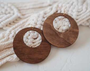 Boho style wooden earrings in round shape, creoles