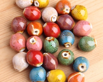 12 piezas/por hebra, 15 mm/agujero 2,5 mm, cuentas de cerámica, cuentas de cerámica esmaltadas, cuentas de cerámica con manchas marrones, cuentas de porcelana bicona, cuentas mixtas