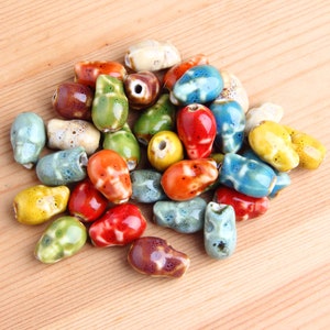 20 pcs/per strand,16mm/hole 2.5mm,Ceramic beads, Glazed ceramic beads,Handmade Skull ceramic beads,Porcelain beads for jewlery,Mix bead