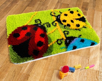 Latch Hook Rug Kits, Kids Adults Carpet Embroidery Set Diy Crochet Needlework Crafts Kits with Yarns, Crochet Hook and Gift Box
