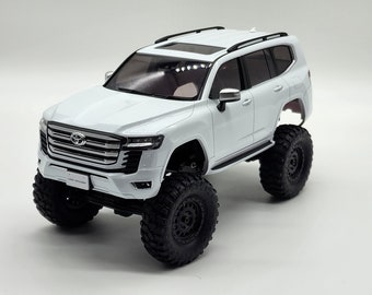 作見本 ミニッツ 4x4 ライト ディフェンダーボディ LED付 カモフラ 迷彩 Mini GT 1:64 Land Rover Defender 110 Military Camouflage RHD
