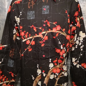Japanischer Garten slim fit maßgeschneidertes Knopf-up-Männer-Shirt.
