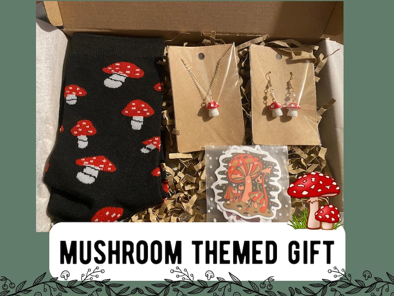Mushroom Lover's Gift Set - Fungi Gift Accessories - Get Well Soon Gift - Unique Bohemian Gift for Her - Mushroom Necklace afbeelding 1