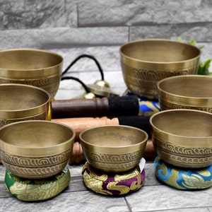 Natural Singing Bowl Set of 7 - Tibetan Singing Bowls - Healing Set ...