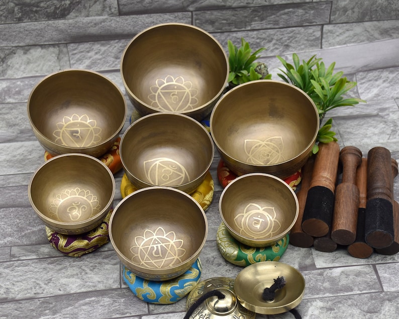 Natural Singing bowl set of 7 Tibetan singing bowls healing set Meditation yoga sound baths Seven chakra Bowls image 1