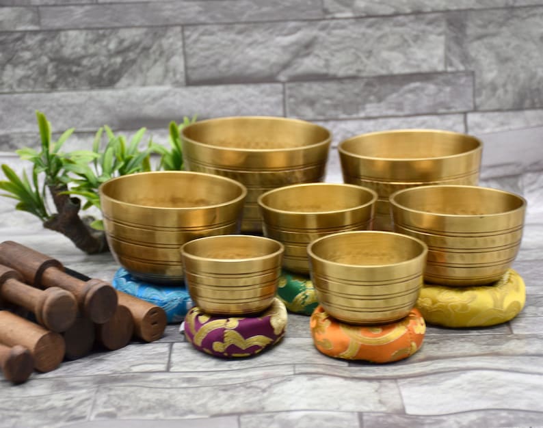 Singing Bowl Set of 7 - Tibetan Singing Bowls With Mallet Cushion ...