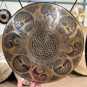 14.5インチ 37 cm 生命の木 傷ついた幾何学 生命の花 寺院の鐘 ゴング - マレット付き大型ゴング - 瞑想の音 お風呂 癒しのゴング
