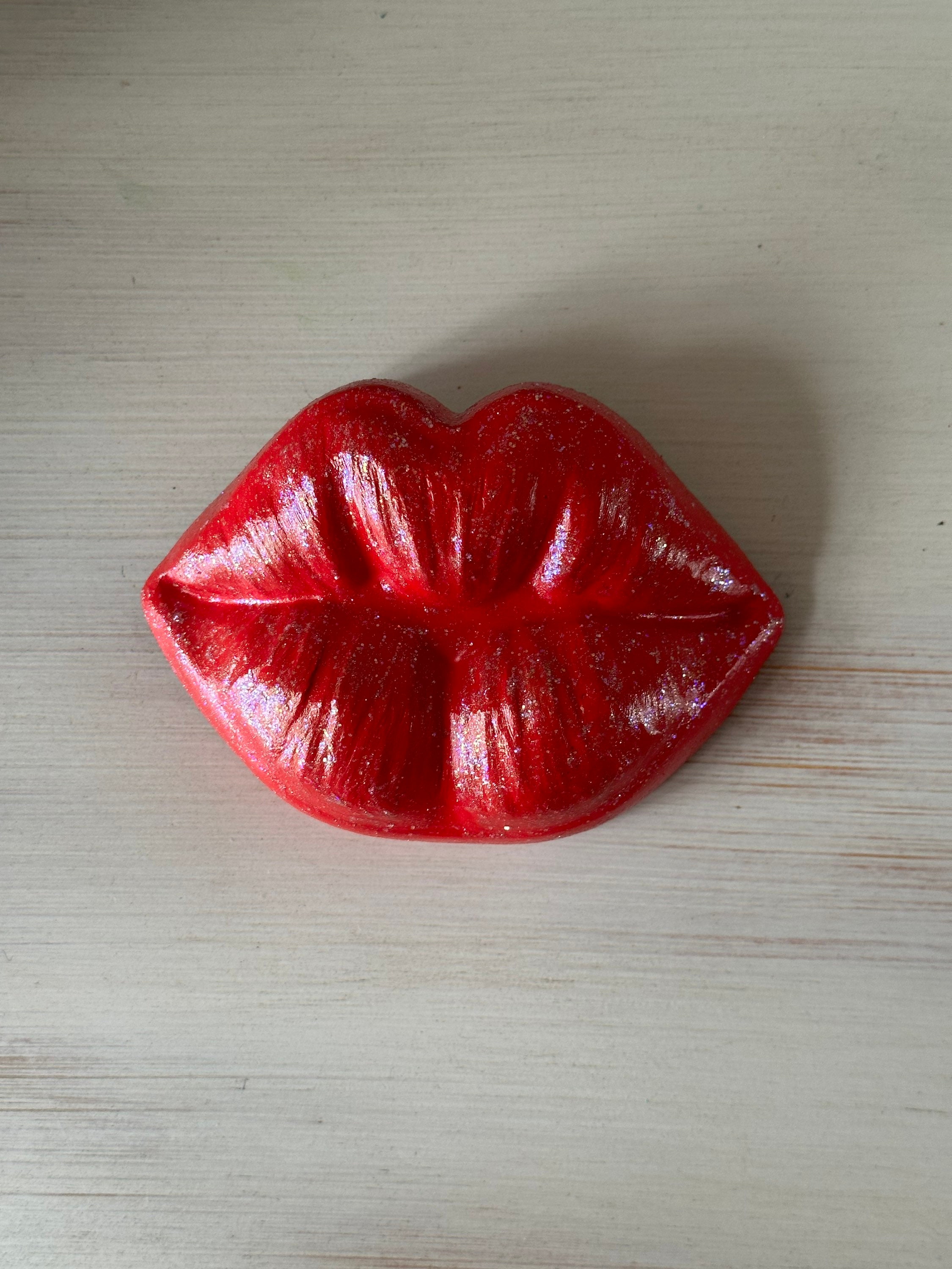 Red Lips Wallpaper - Etsy
