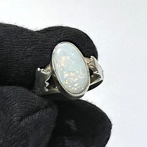Ring met natuurlijke Australische opaal doublet, meerdere vuurstenen, afmeting 13 x 8 mm, massief 925 sterling zilveren ring, cadeau voor Dag van de Arbeid.