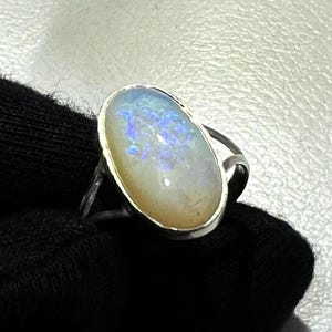Australian Opal Ring: Green Fire Gemstone, 925 Sterling Silver (17x10 mm)