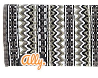 White Grey Black Handmade Western Saddle Blanket Ranch Pad New Zealand Wool Show Pad/Yucca Pad for Horse riding Custom 34X42