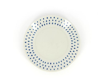 Kuchenteller aus Keramik Drops 19 cm, Teller in blau/weiss, Keramikteller, Snackteller