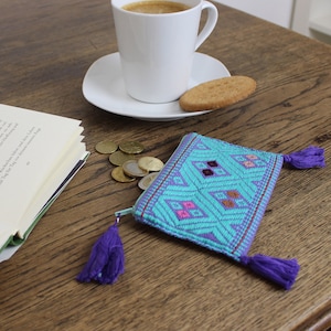 Cartera, cartera tejida a mano de color púrpura / verde, hecha a mano de algodón
