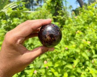 Sphère grenat rouge, boule de cristal poli, pierre de chakra racine, vrac 1 kg