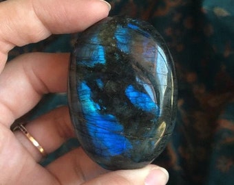 Bulk 1 Kg Flashy Labradorite Palm Stone | Wholesale Labradorite Palm Stone | Labradorite Crystal Healing Palm | Bulk Labradorite Worry Stone