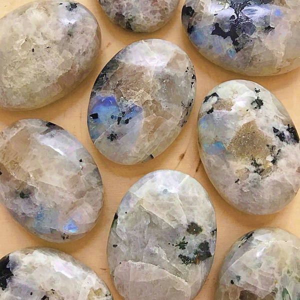 Bulk 1 Kg Rainbow Moonstone Palm Stone | Crystal Pebble | Moonstone Palm Stones in Wholesale | Massage Stones | Healing Crystals