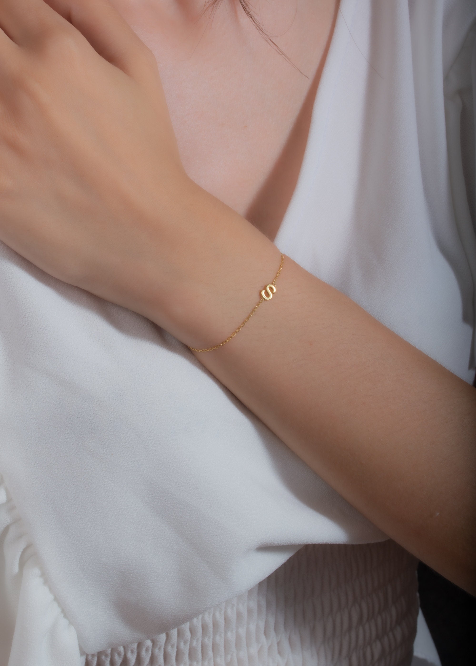 18ct Yellow Gold Love Letter Initial Bracelet