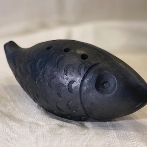 Keramisch fluitje. Ocarina